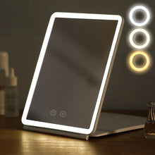 Klappbarer LED-Kosmetikspiegel