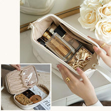 Geräumige Beauty-Necessaire