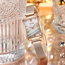 Pure Luxe Damenarmbanduhr mit Geschenk-Armband